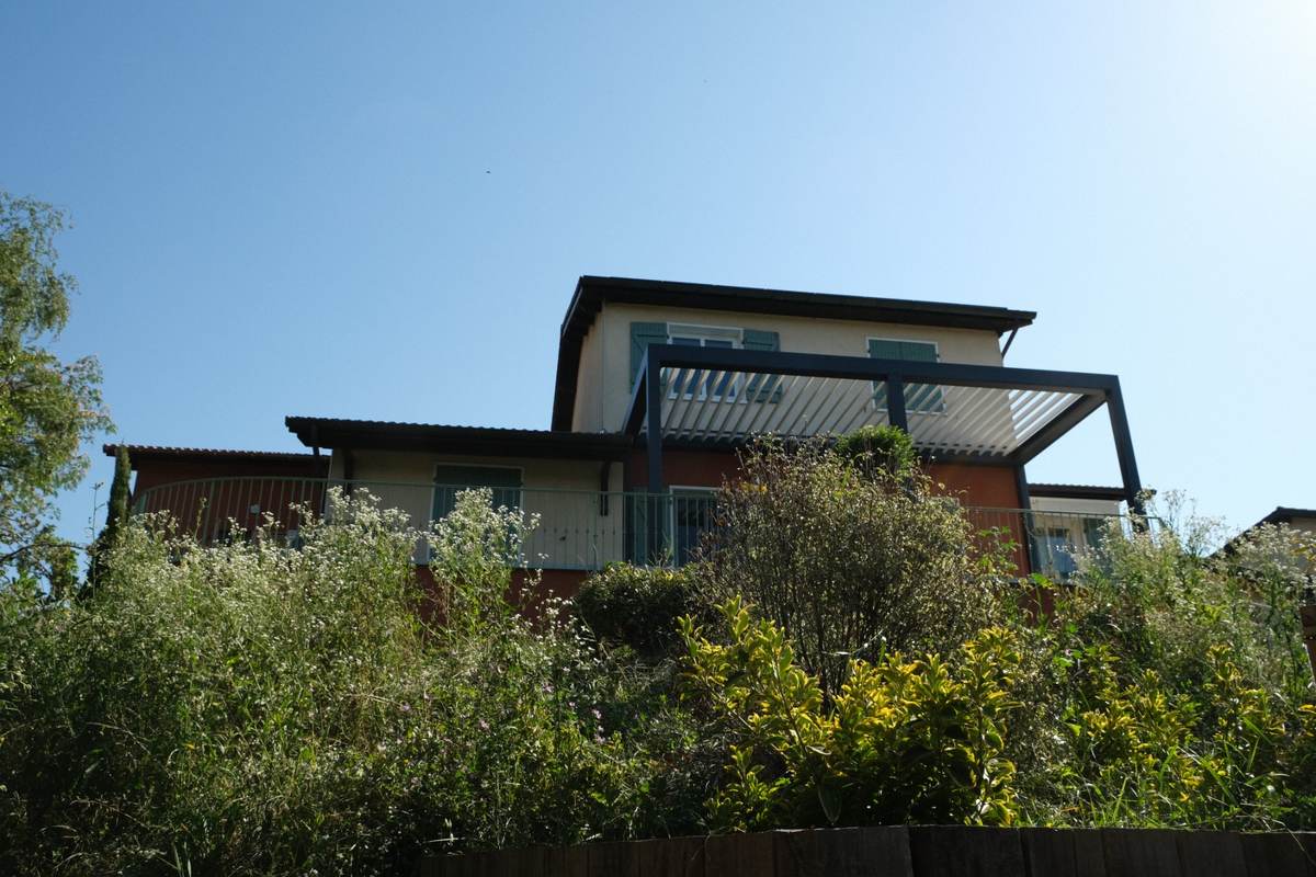 Maison B — Cailloux-sur-Fontaine · Rhône — photo 1