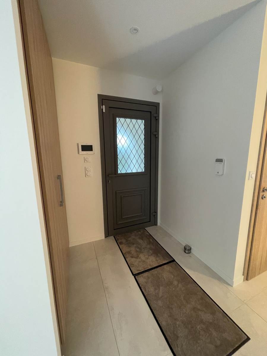 Maison HDF — Saint-Didier-au-Mont-d'Or · Rhône — photo 1